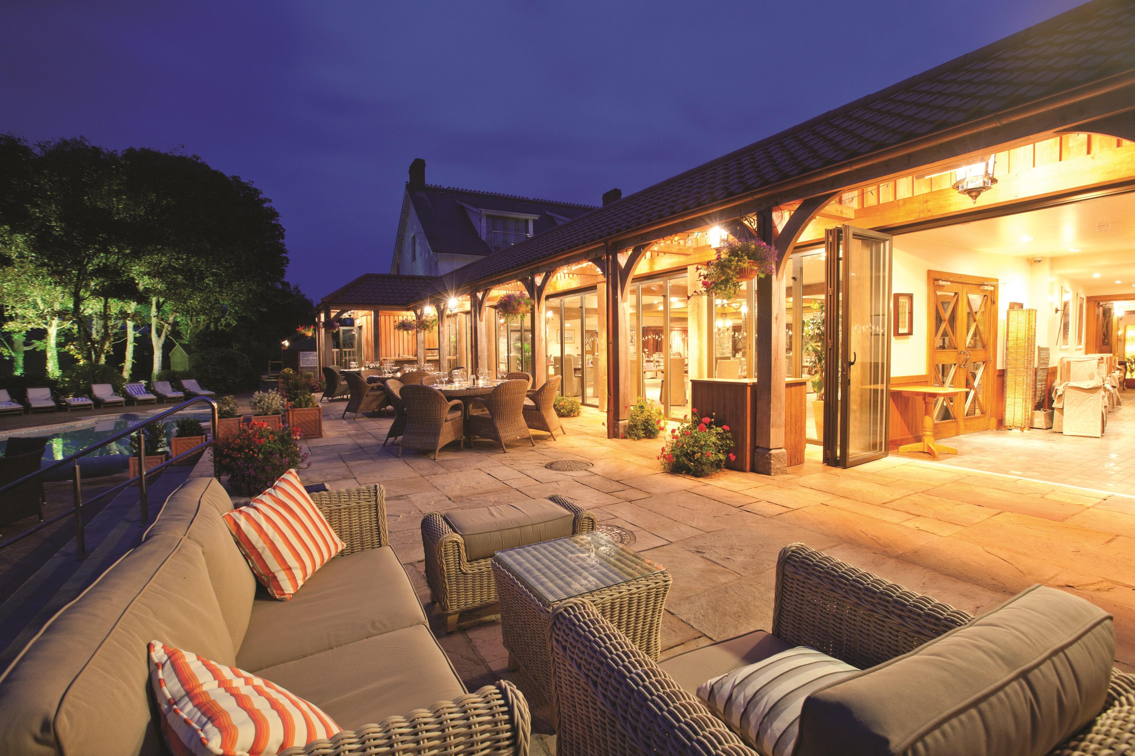 The Farmhouse Hotel And Restaurant Saint Saviour Fasiliteter bilde