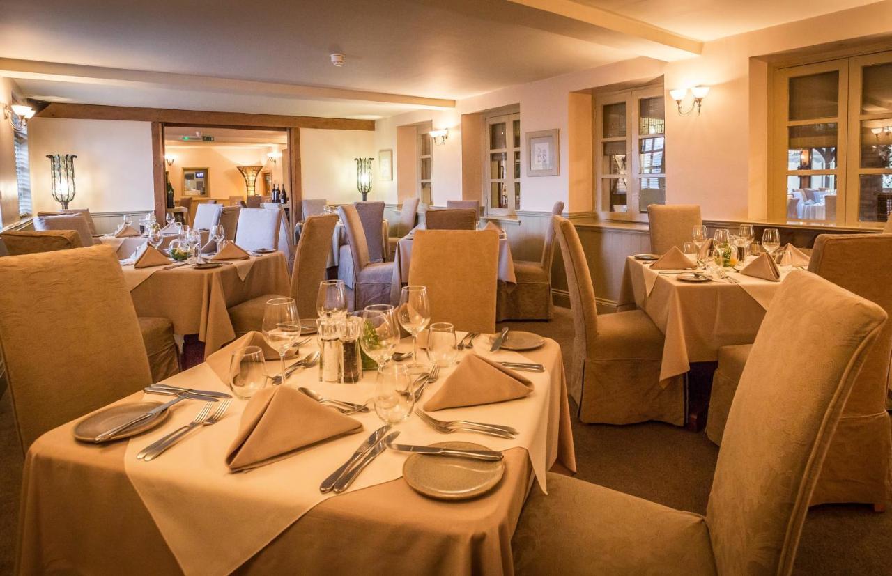 The Farmhouse Hotel And Restaurant Saint Saviour Eksteriør bilde